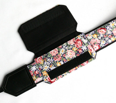 Flowers Camera Strap with a Pocket. Roses Camera Strap. DSLR / SLR Camera Strap. Photo Camera accessories.