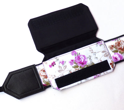 Flowers Camera strap.  Roses camera strap. Pink roses. DSLR / SLR Camera Strap. Camera accessories.